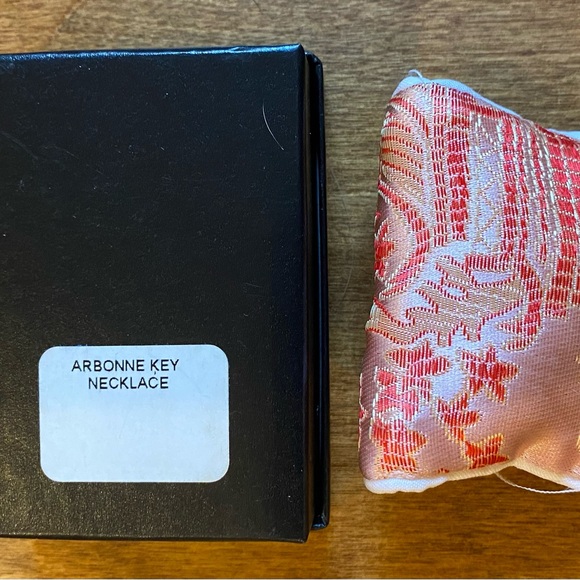 Arbonne Silver Key Necklace with Rhinestones and post Earrings - Picture 6 of 7